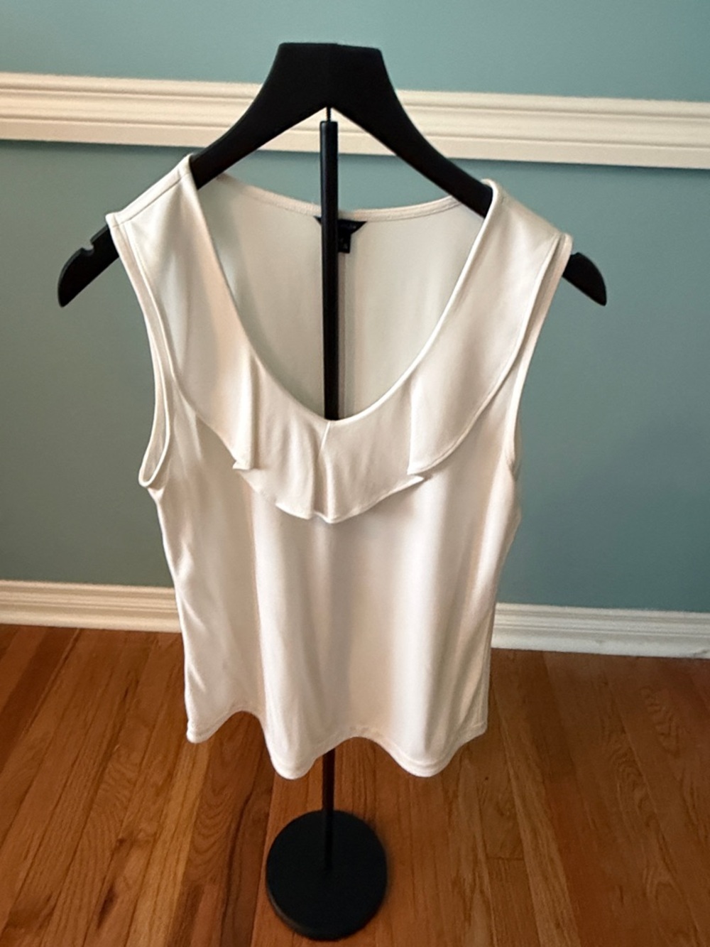 Ann Taylor White Ruffle-Neck Sleeveless Camisole